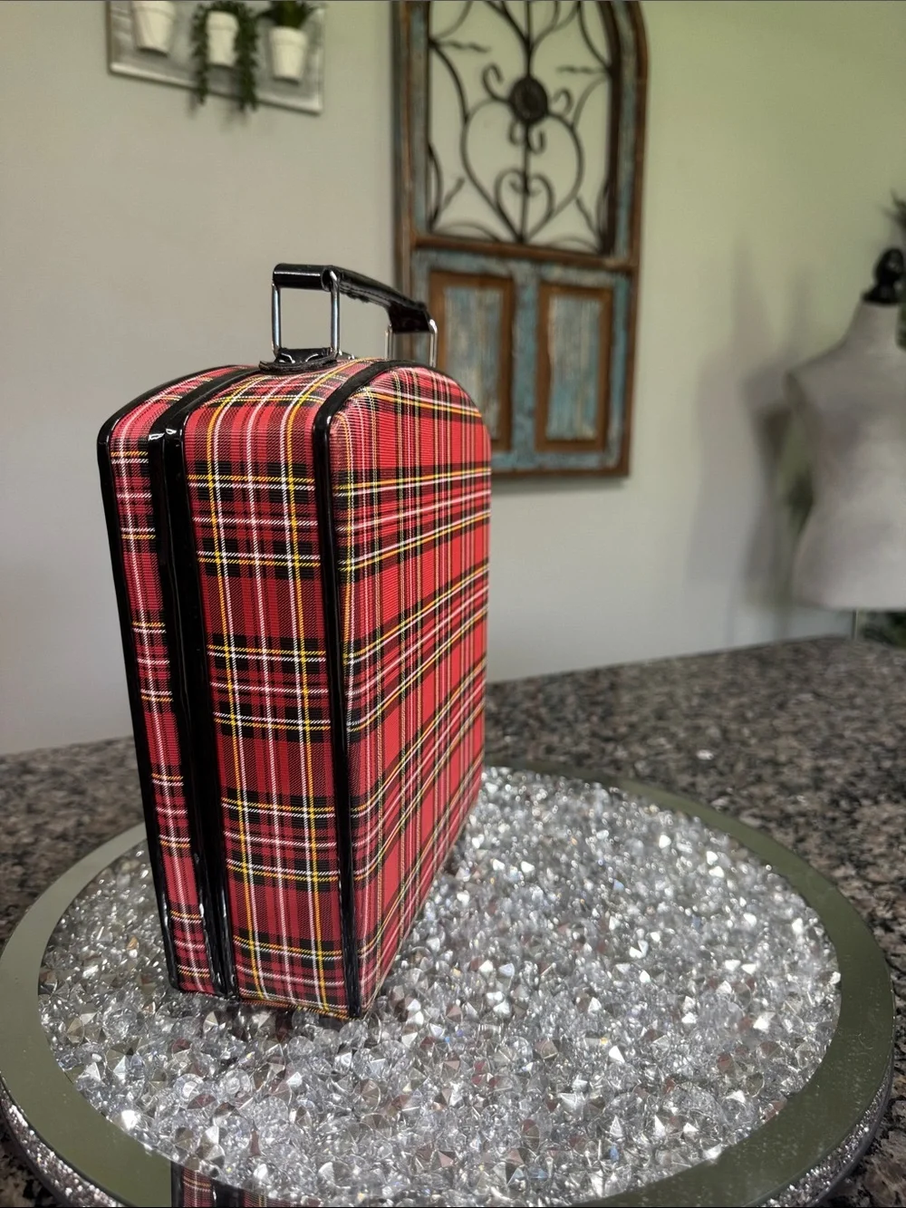 Tartan Plaid red Train Case Cosmetic Bag NWOT